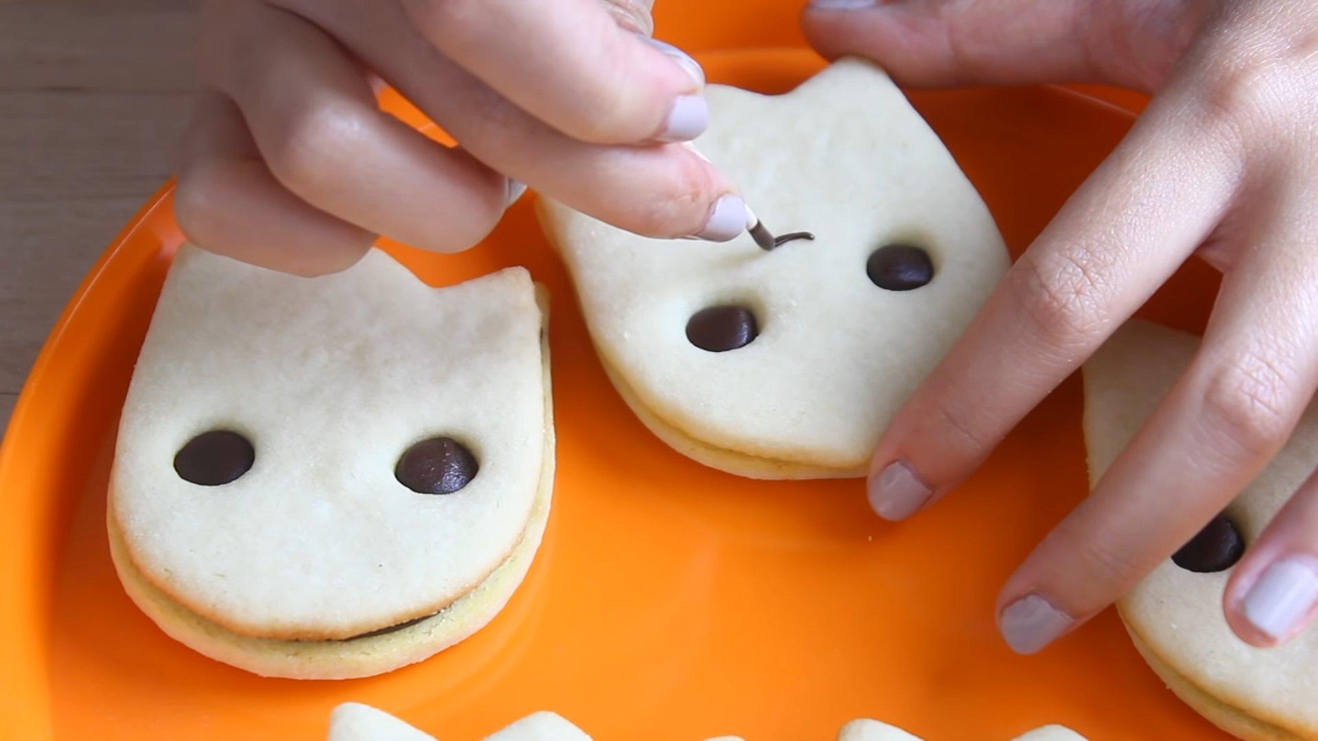 وصفة - كعكات الأشباح - الخطوة 9-3