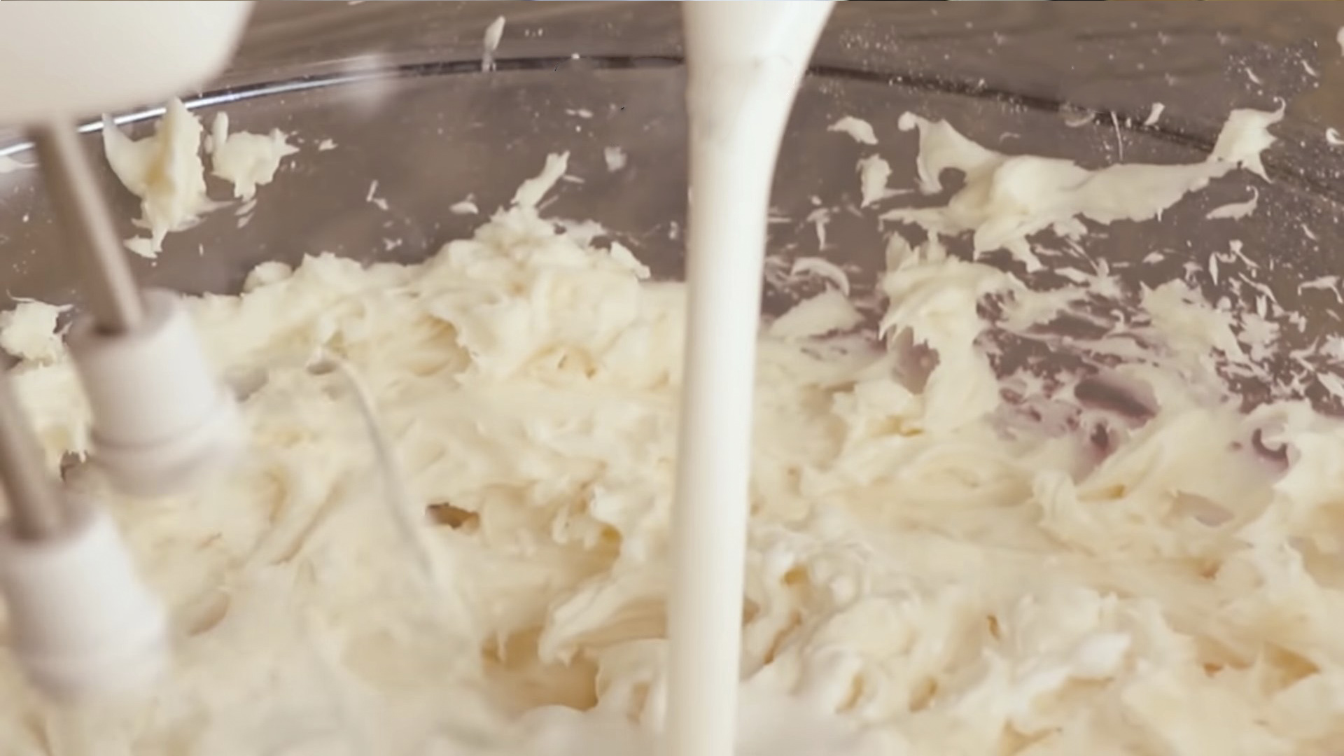 وصفة - كريمة الماسكاربوني السميكة - الخطوة 4-1