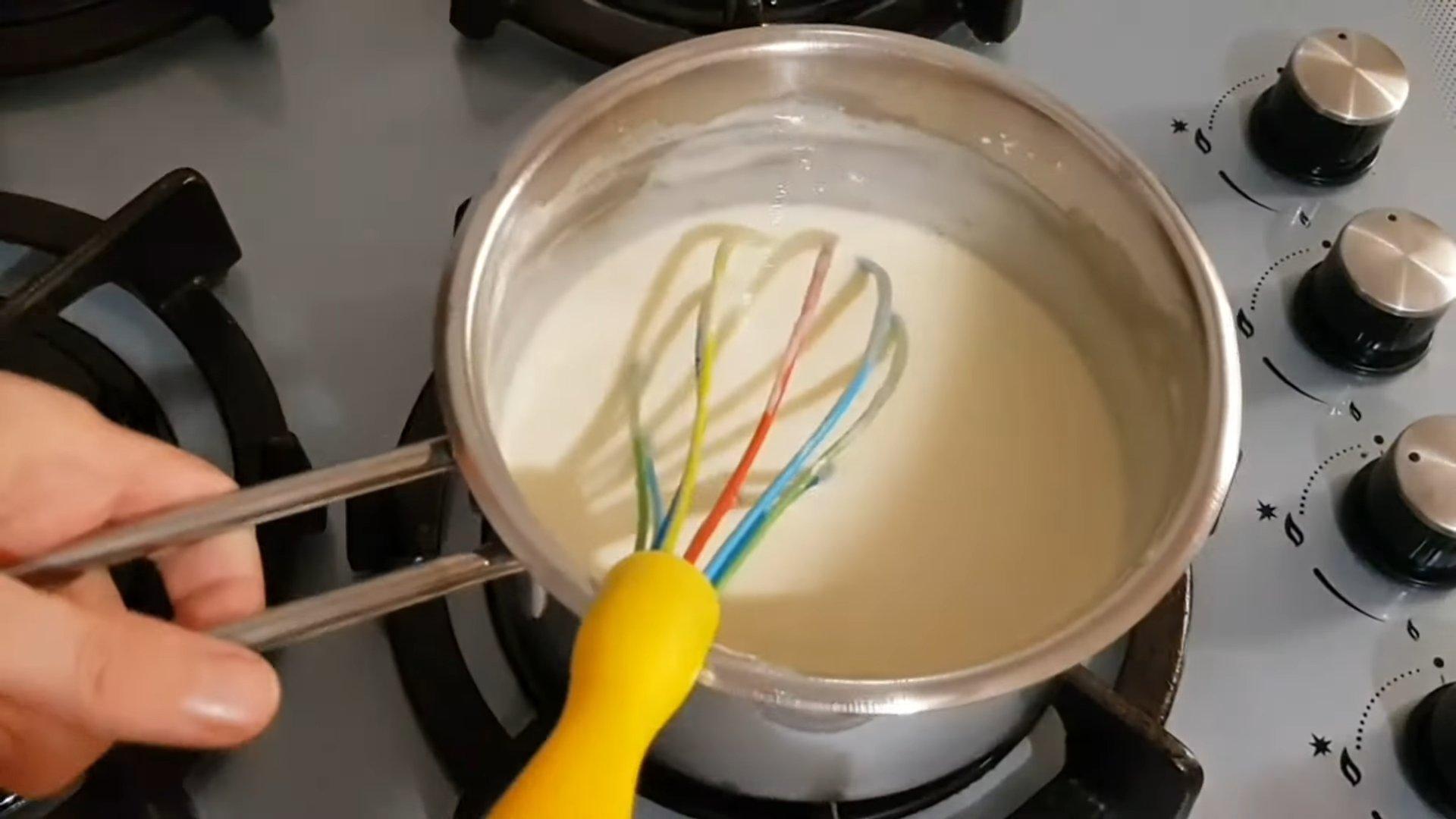 Ricetta - Panna acida al cioccolato - Fase 4