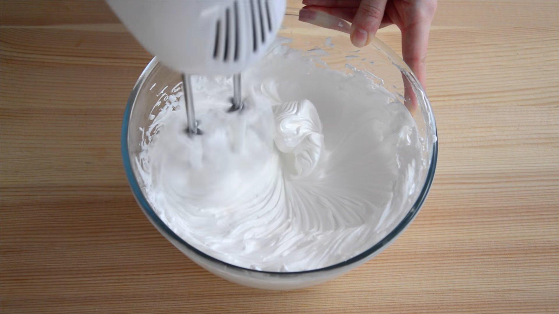 Opskrift - Proteinfrosting til cupcakes - Trin 6