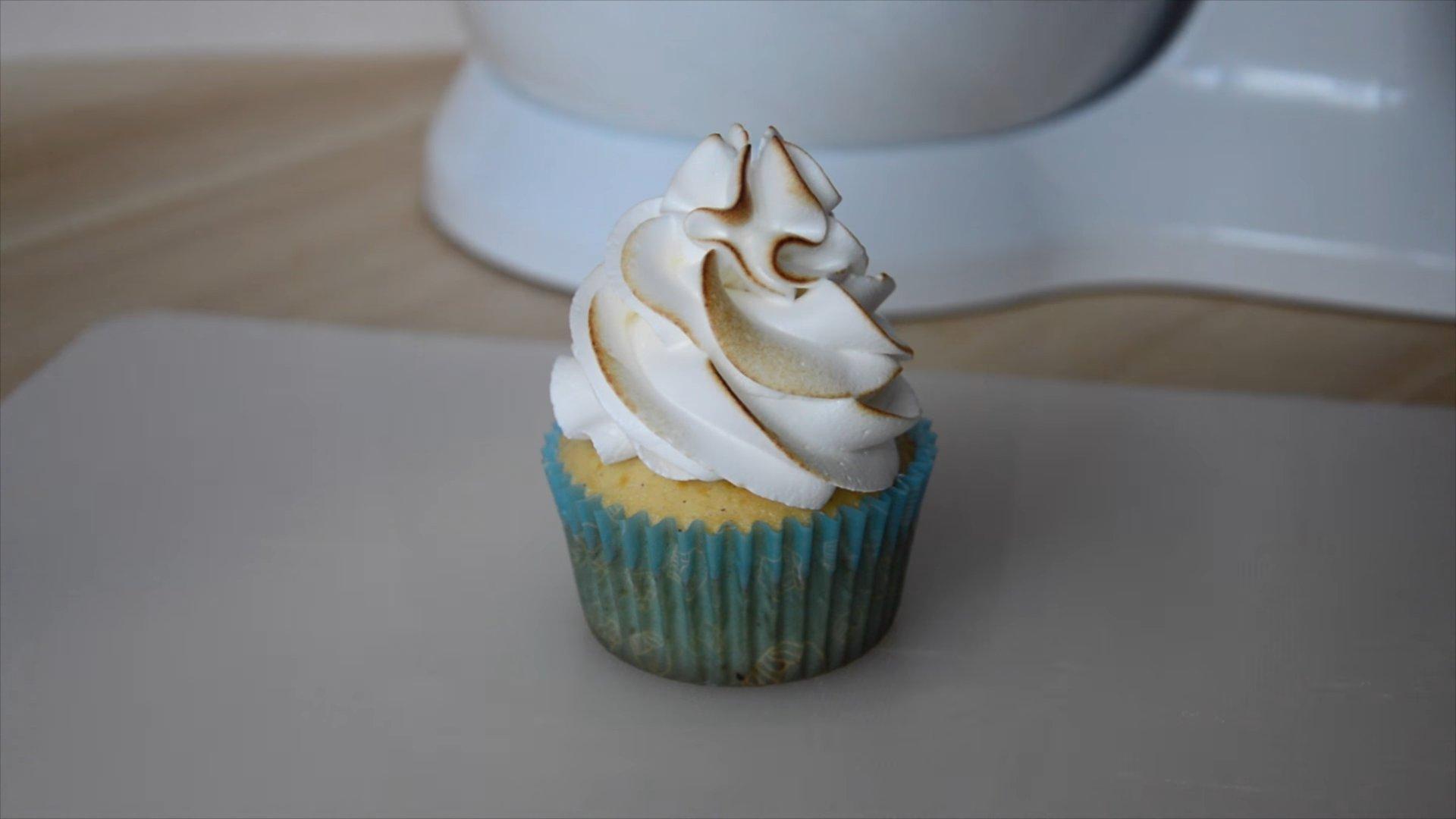 Opskrift - Proteinfrosting til cupcakes - Trin 8
