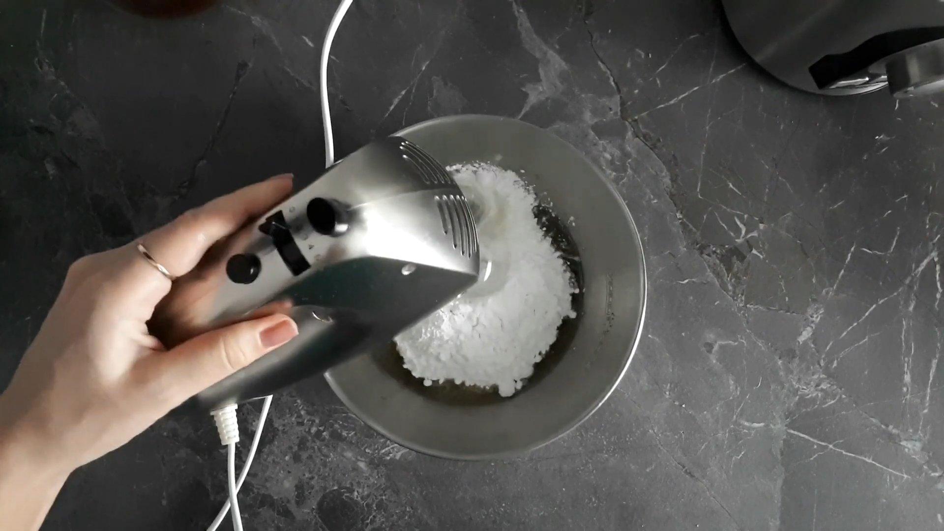 Recepta - Crema de proteïnes amb sucre en pols i vainilla - Pas 2