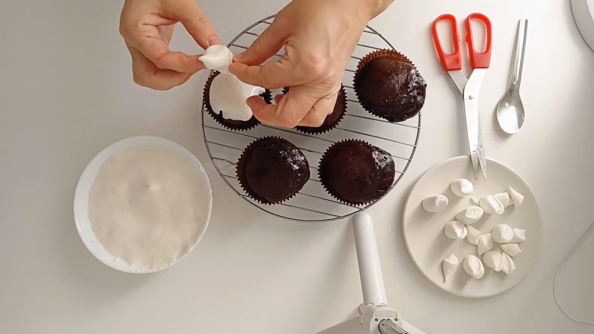 وصفة كب كيك مارشميلو الأشباح - الخطوة 6-2