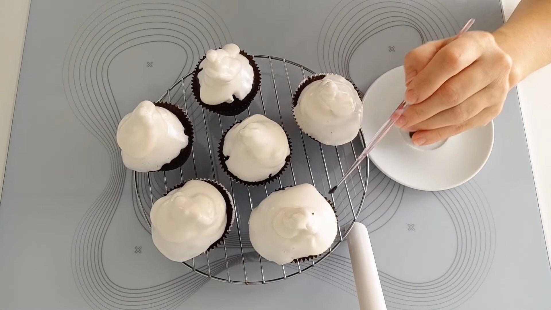 وصفة كب كيك مارشميلو الأشباح - الخطوة 8-1