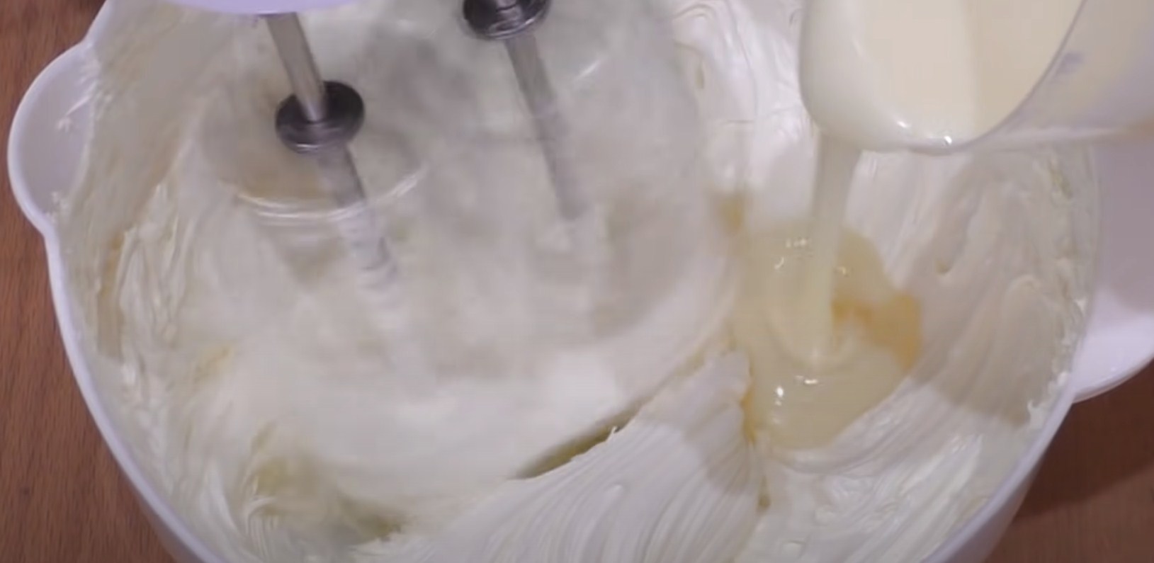 وصفة - كريمة الحليب المكثف لمحبي الحلويات - الخطوة 3