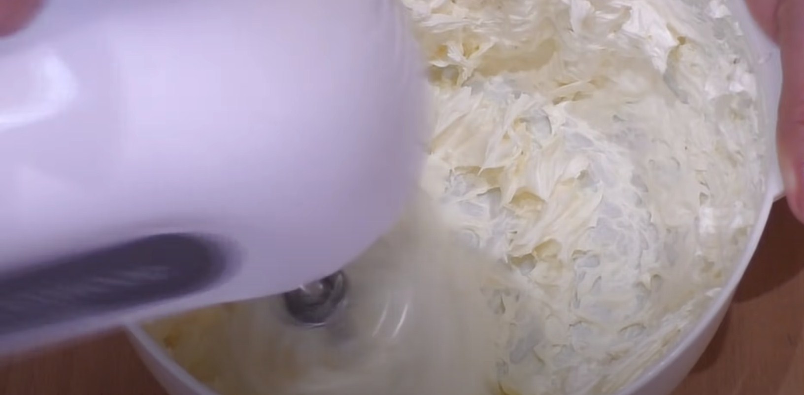 وصفة - كريمة الحليب المكثف لمحبي الحلويات - الخطوة 4