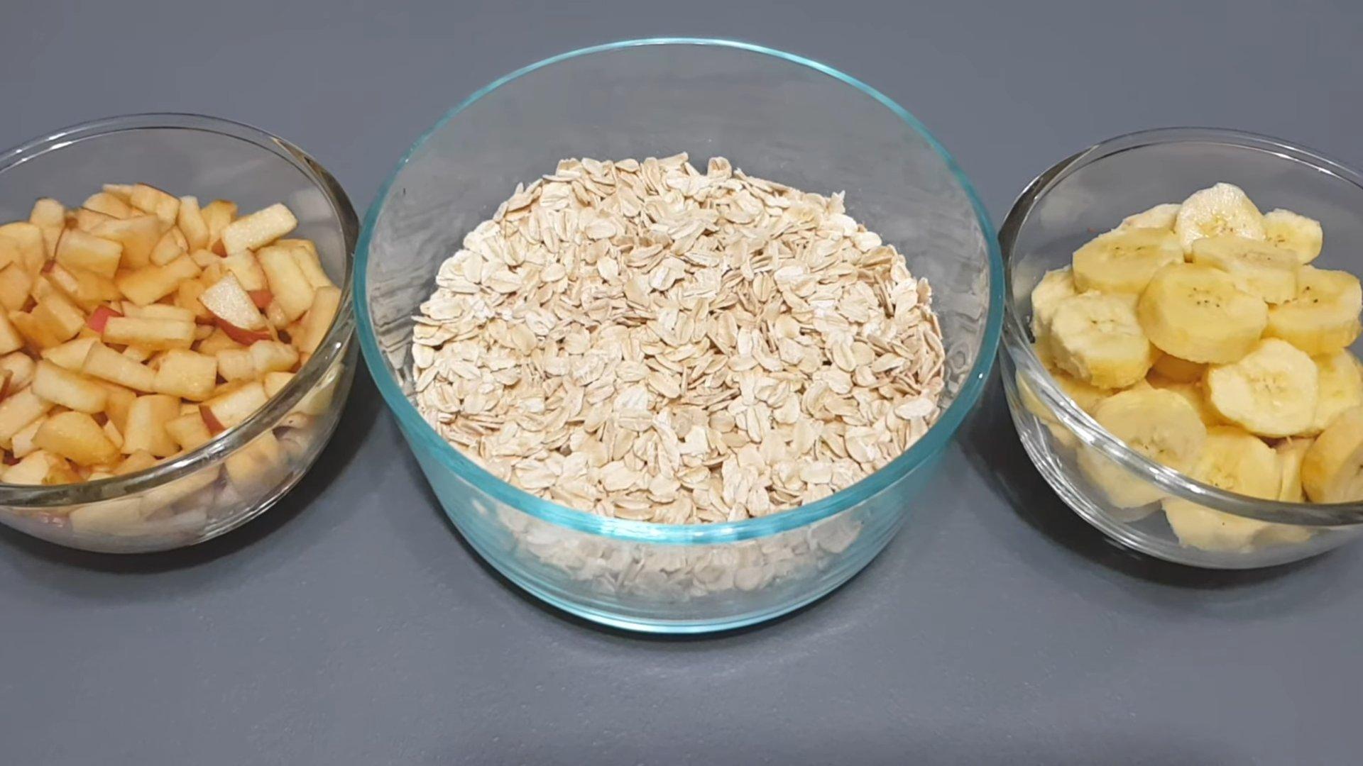 وصفة - كعكات الشوفان الحلوة بالموز والتفاح - الخطوة 1