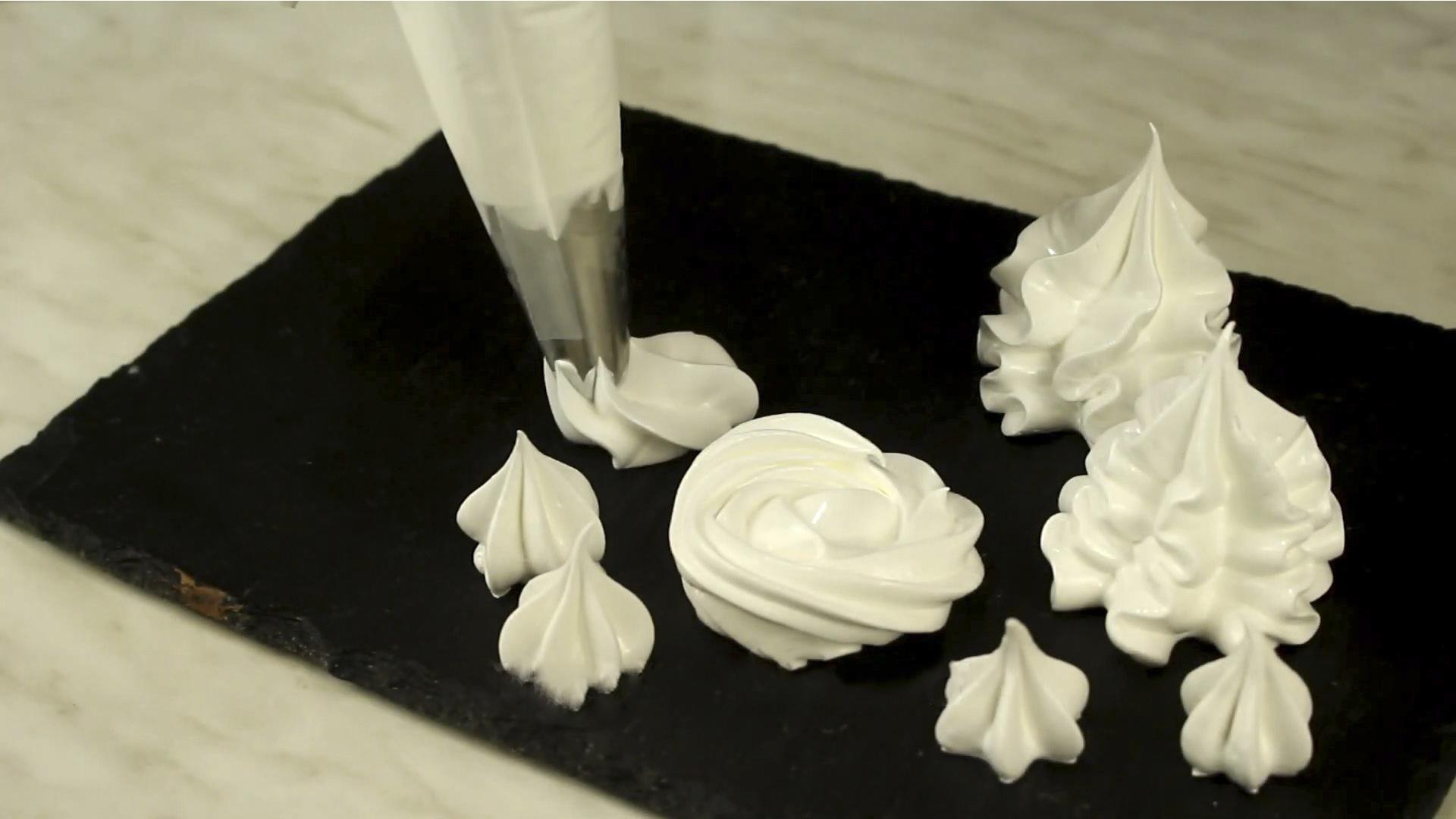 وصفة - كريمة المرينغ الرطبة - الخطوة 8-2