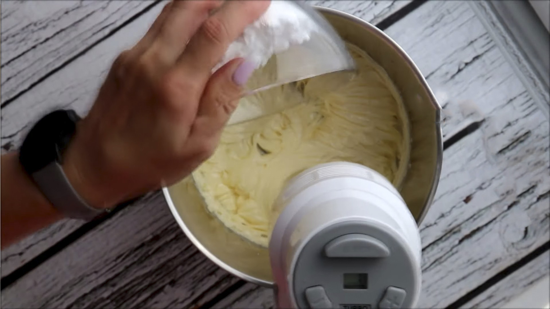 Opskrift - Bananmuffinfrosting - Trin 10