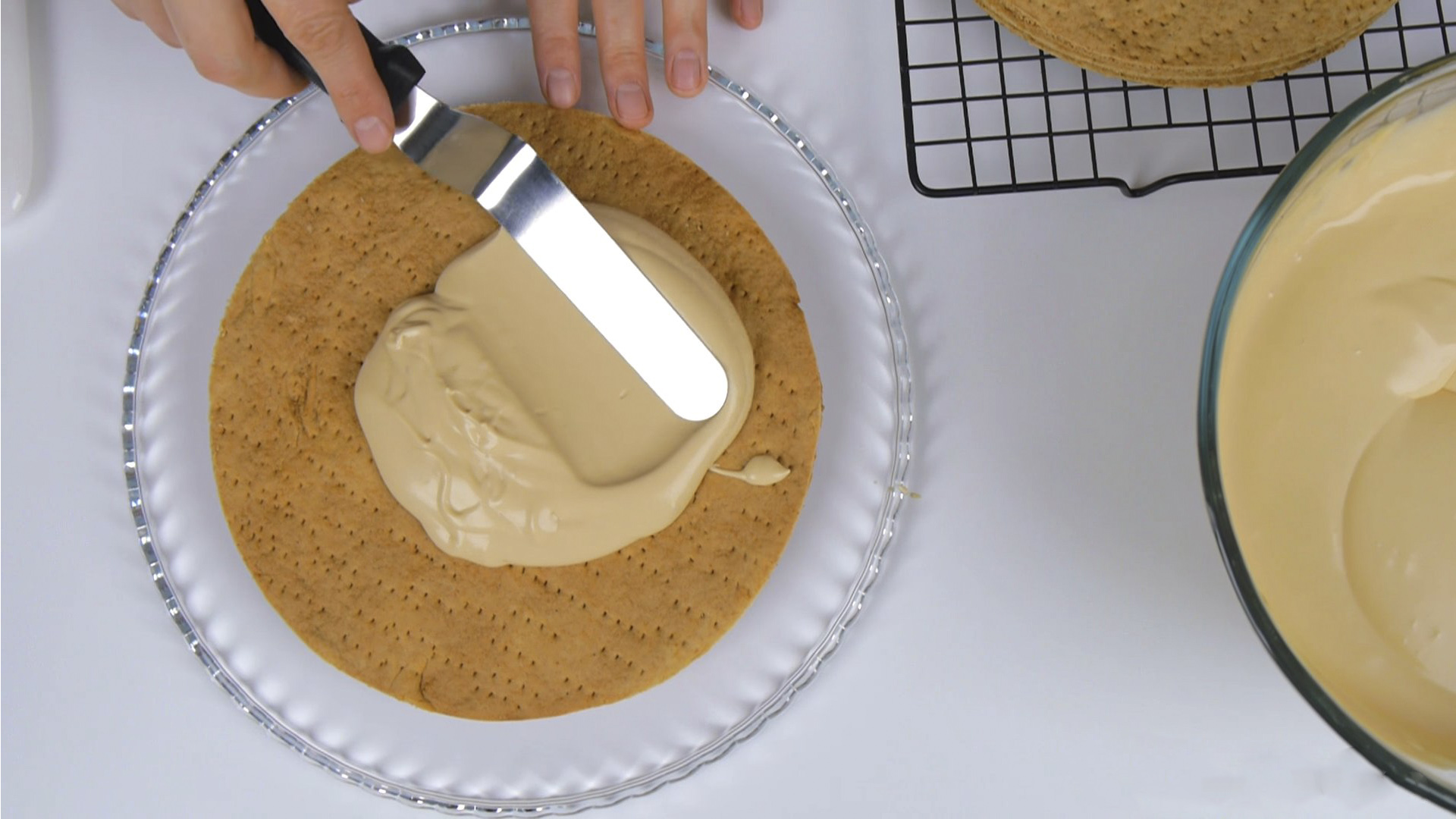 وصفة كريمة بلومبير لكعكة العسل - الخطوة 10