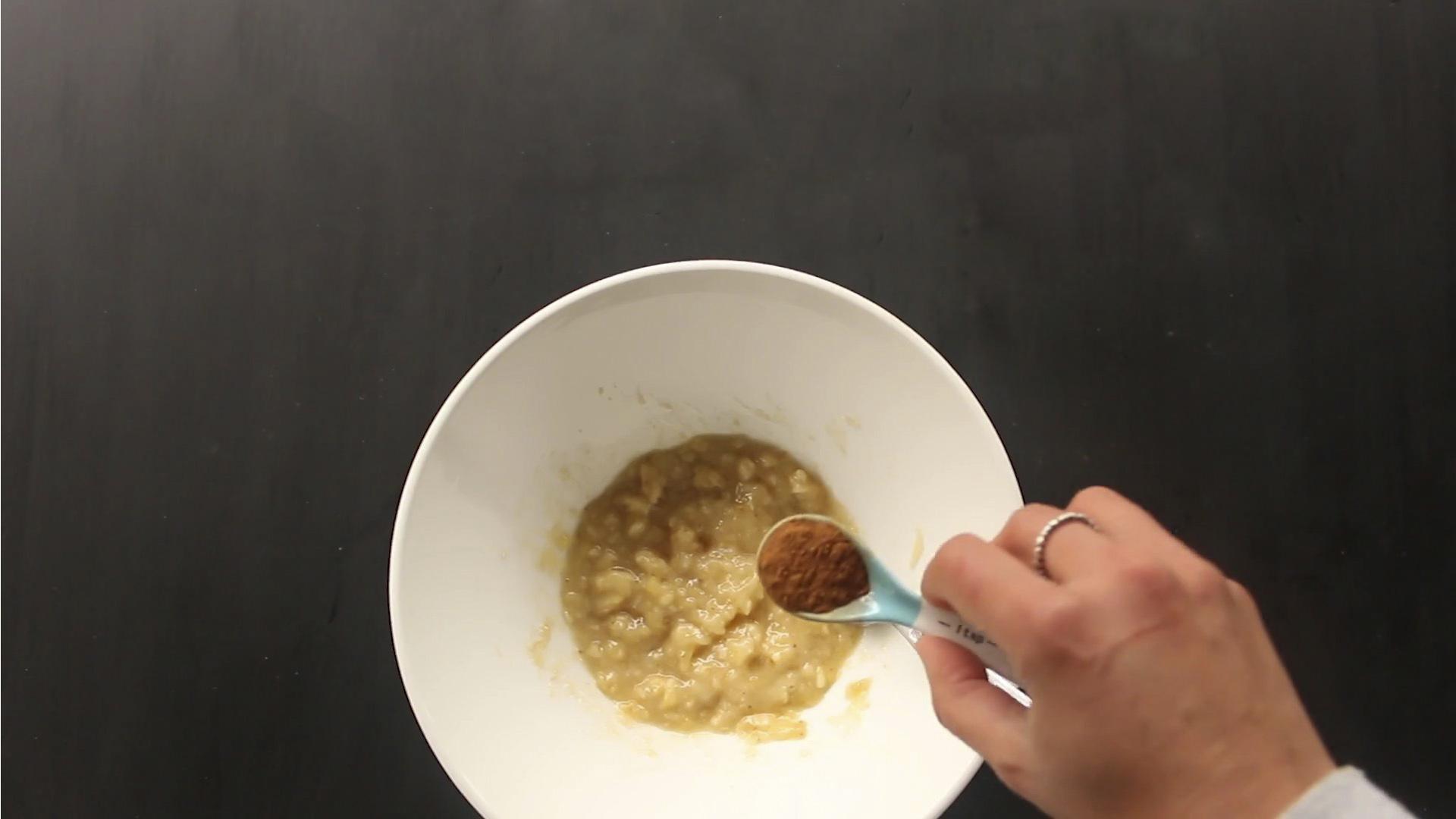 Recette - Biscuits à l'avoine, bananes et raisins secs - Étape 3-1