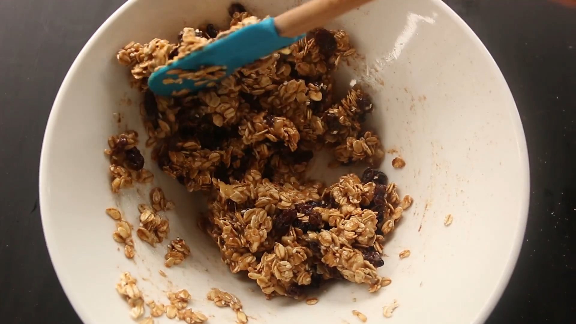 Recette - Biscuits à l'avoine, bananes et raisins secs - Étape 4-2