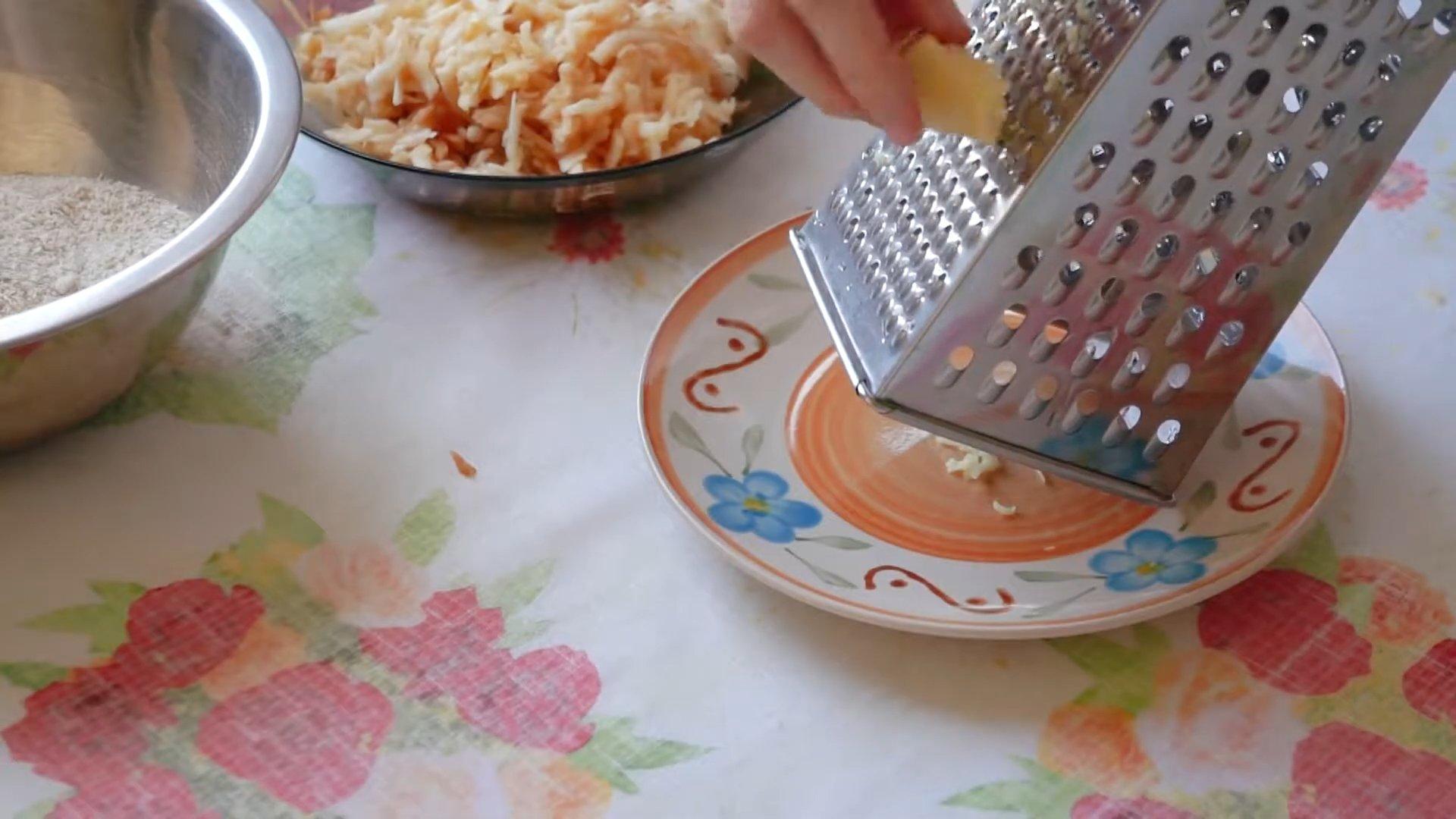 وصفة - كعكات الشوفان والتفاح خلال فترة الصيام - الخطوة 4