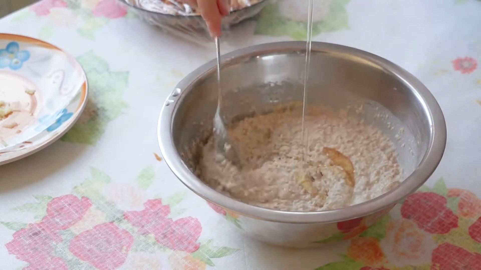 وصفة - كعكات الشوفان والتفاح خلال فترة الصيام - الخطوة 6-1