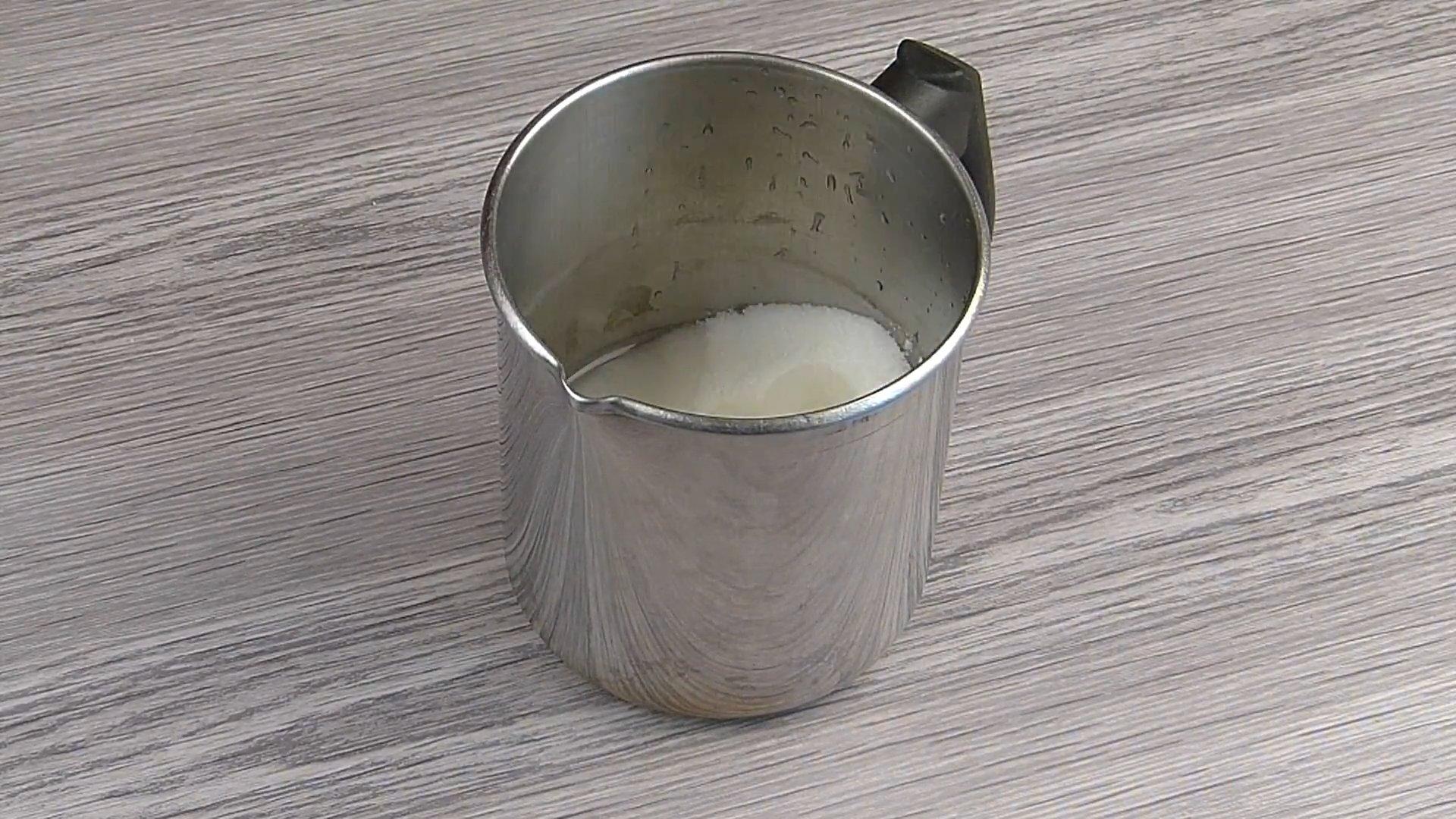 Ricetta - Decorazione di torte di Halloween con fantasmi - Fase 2