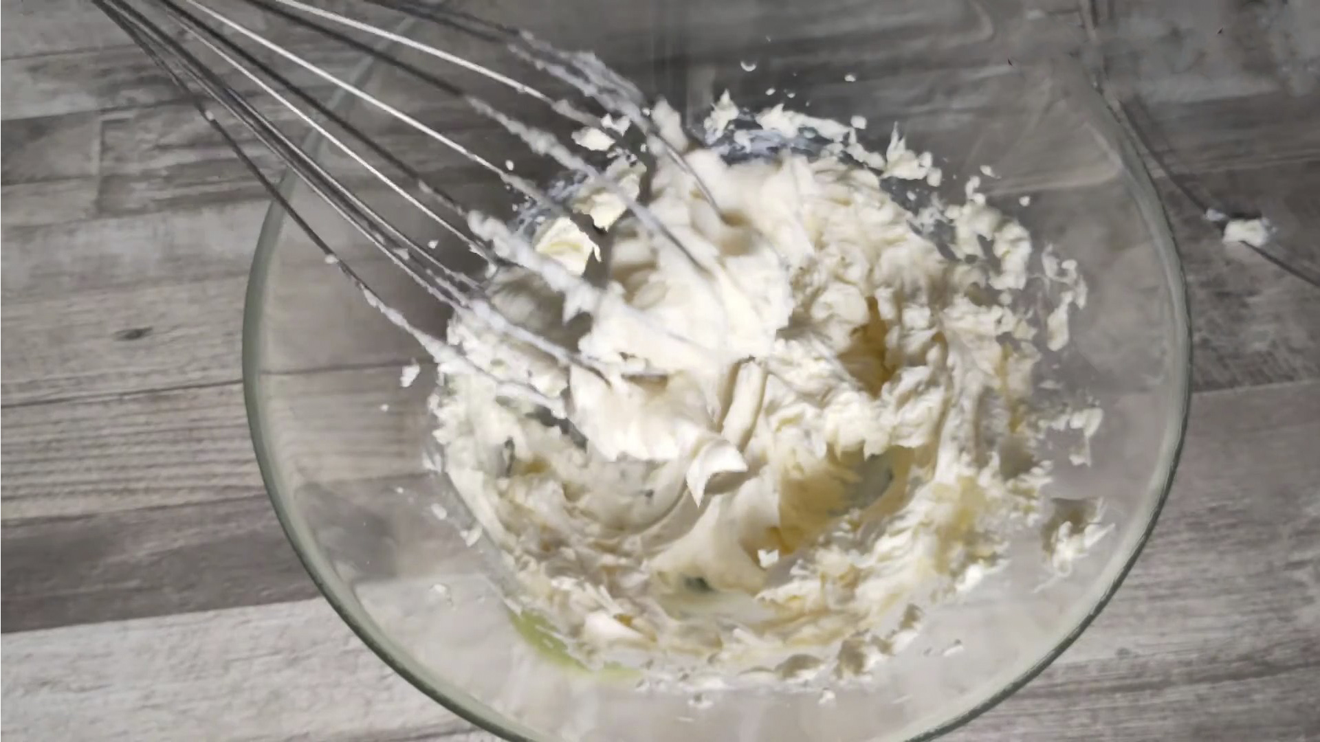 وصفة آيس كريم الماسكاربوني - الخطوات 3-2