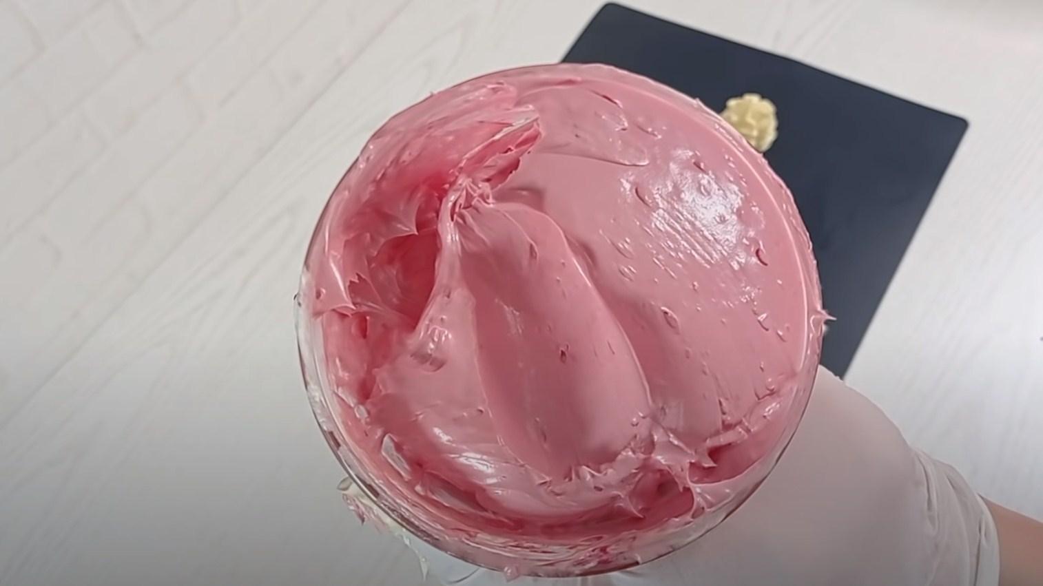 Rezept – Charlotte-Zuckerguss für Kuchen- und Cupcake-Dekoration – Schritt 9-3