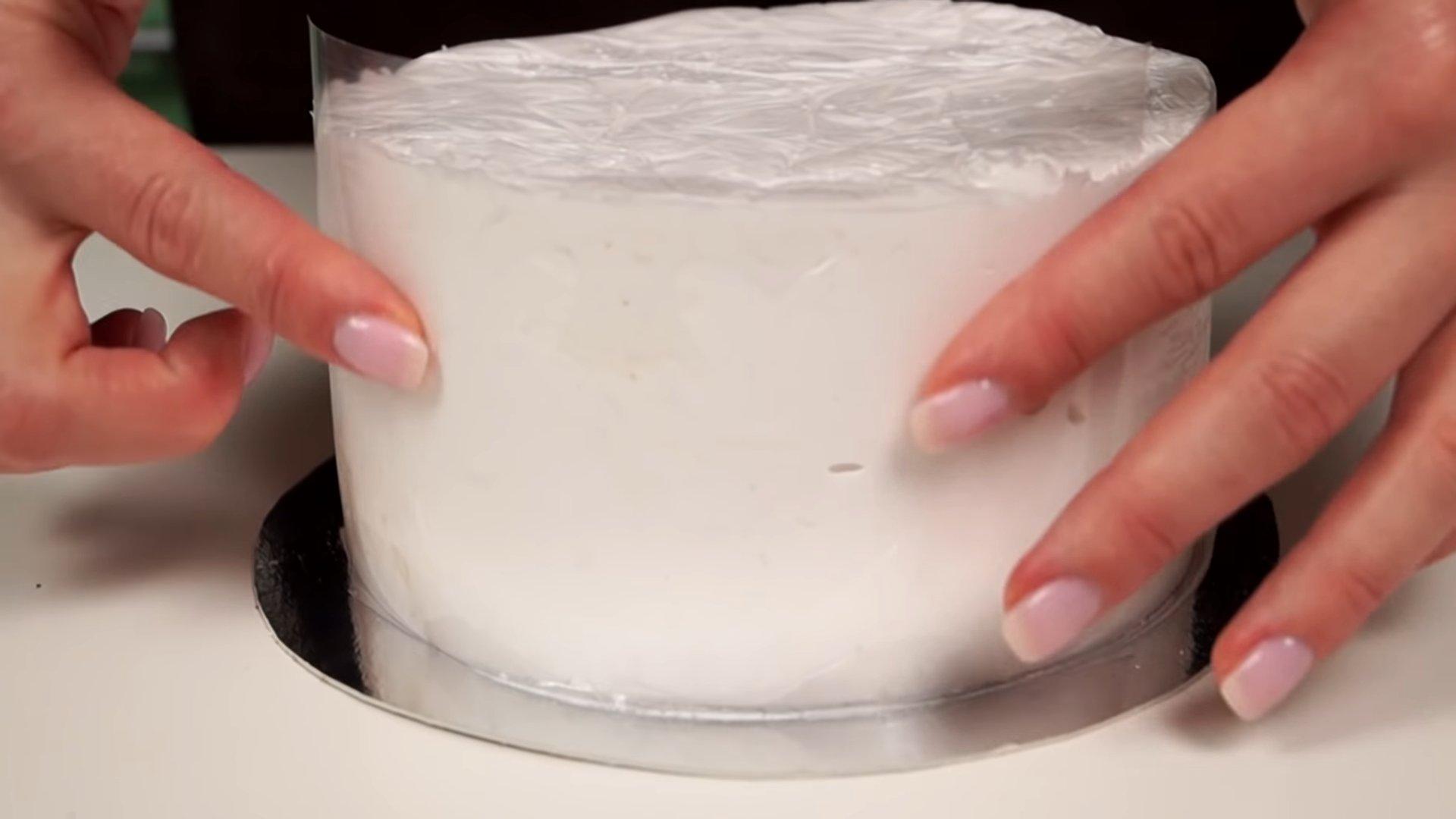 Ricetta - Torta con maschera di marshmallow di Halloween - Fase 11-1