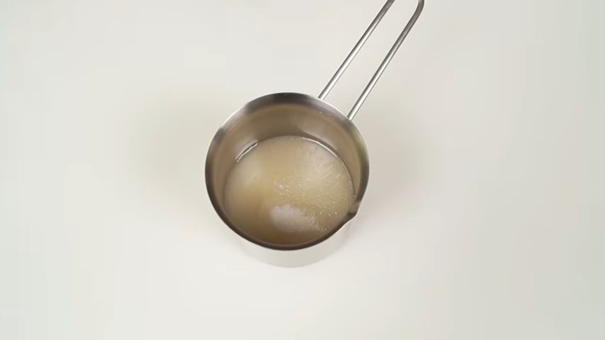 Ricetta - Torta con maschera di marshmallow per Halloween - Fase 2