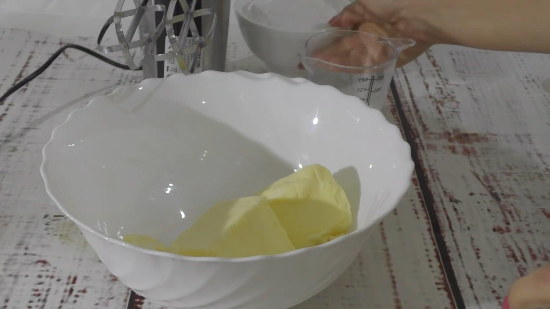 وصفة - كريمة الزبدة للإكلير - الخطوة 2