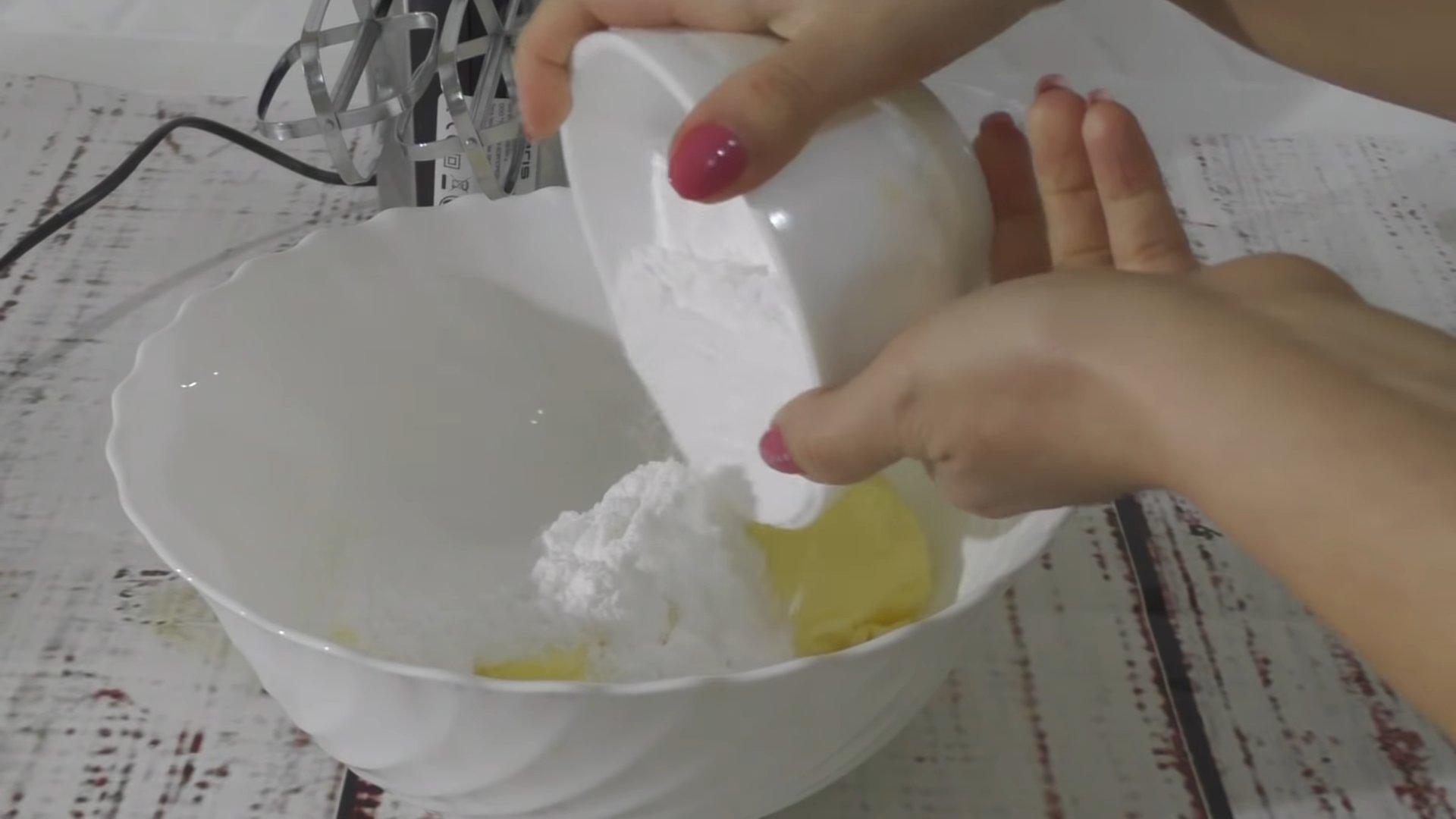 وصفة - كريمة الزبدة للإكلير - الخطوة 3