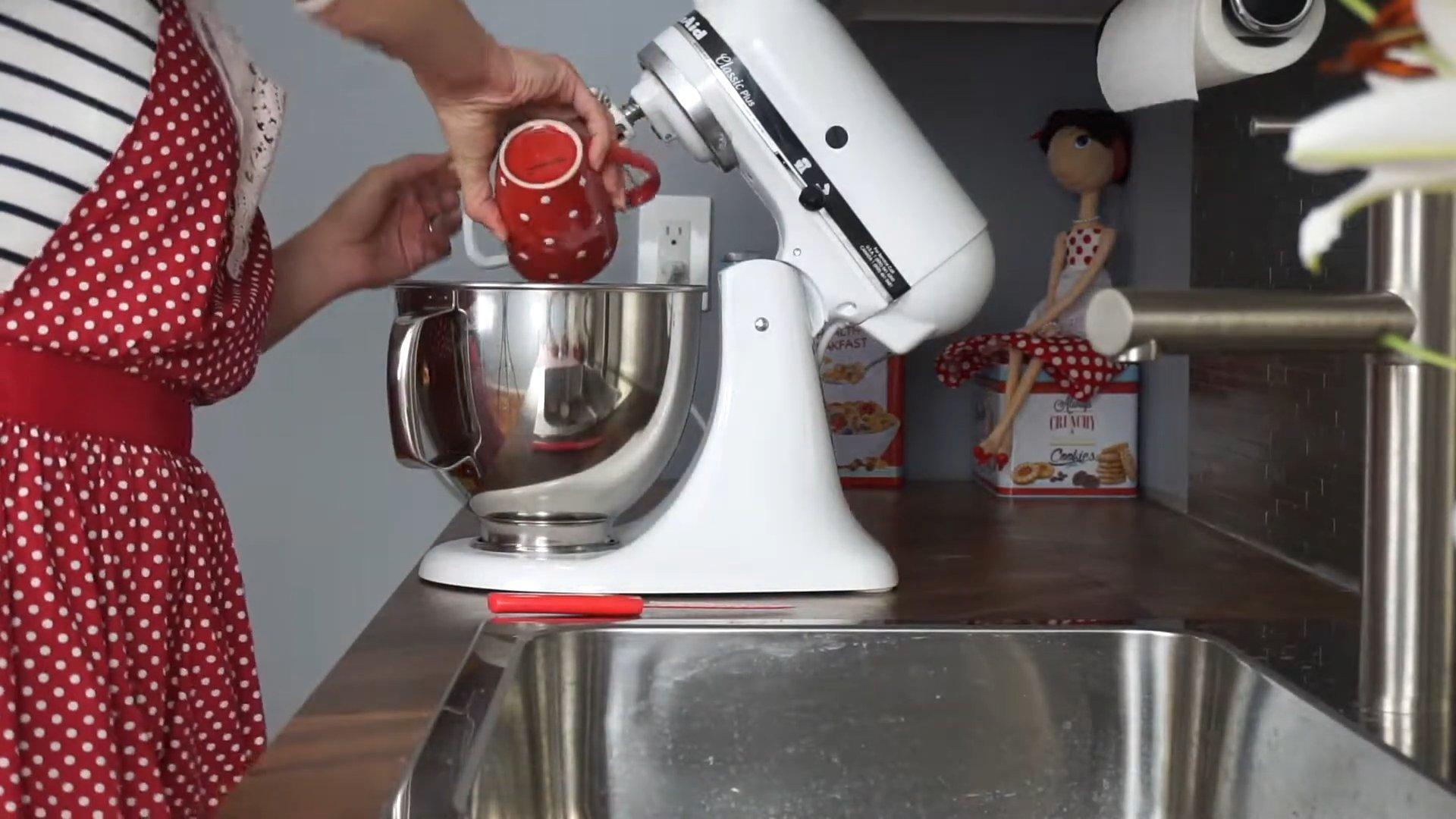 Recette - Biscuits gourmands à l'avoine et aux pistaches - Étape 1