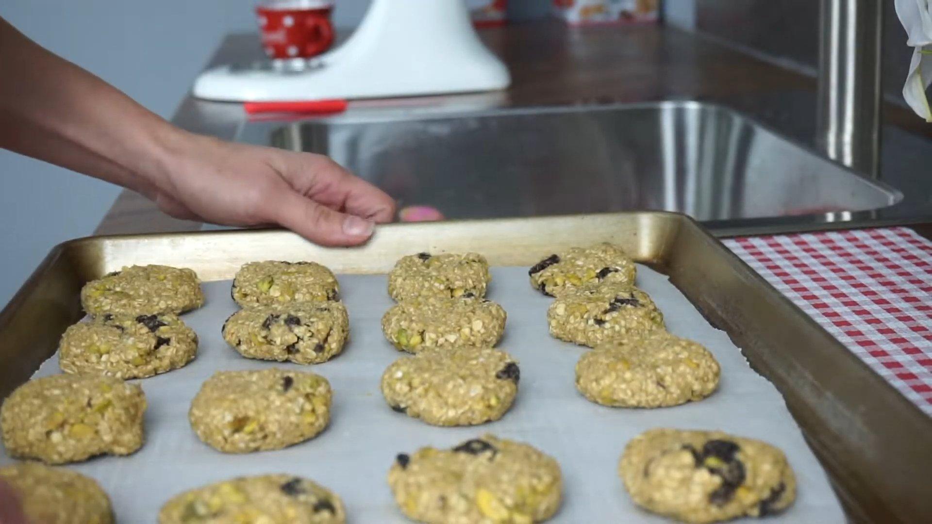 Recette - Biscuits gourmands à l'avoine et aux pistaches - Étape 6