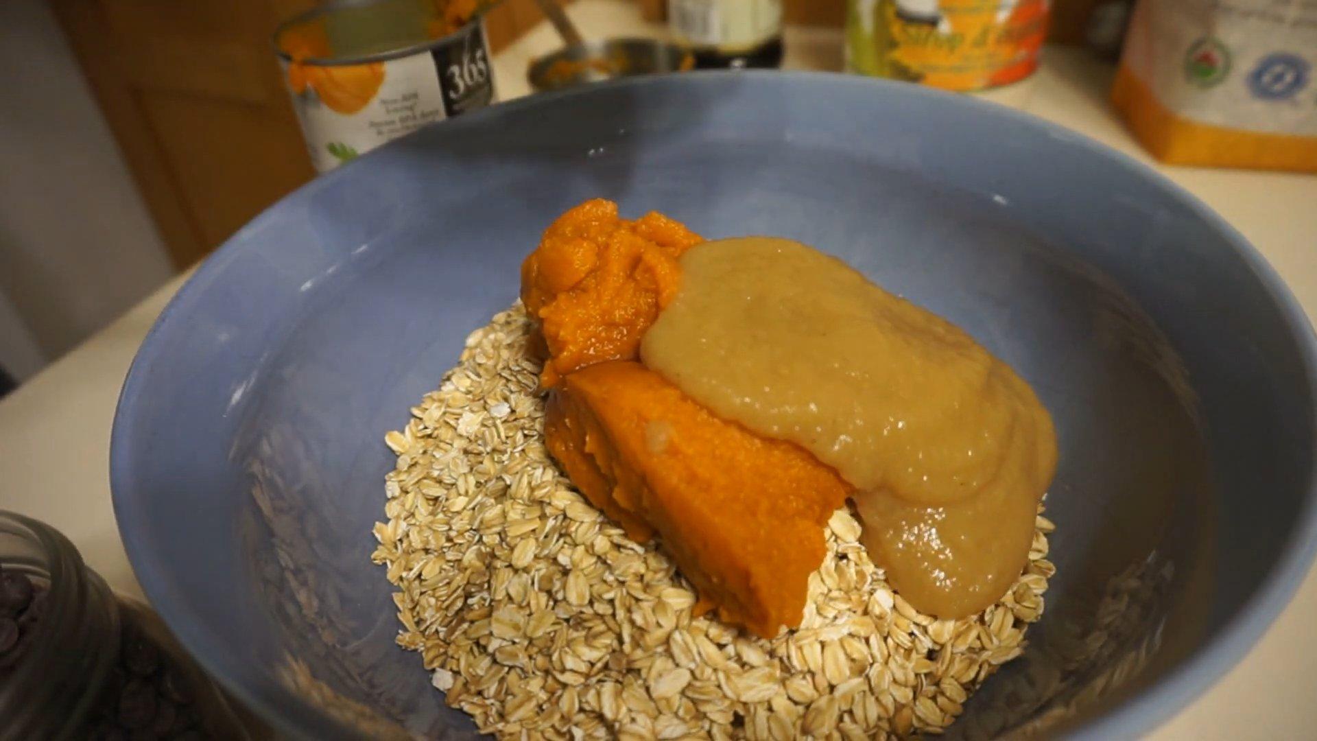 وصفة - كعكات الشوفان الصحية باليقطين والتفاح - الخطوة 2