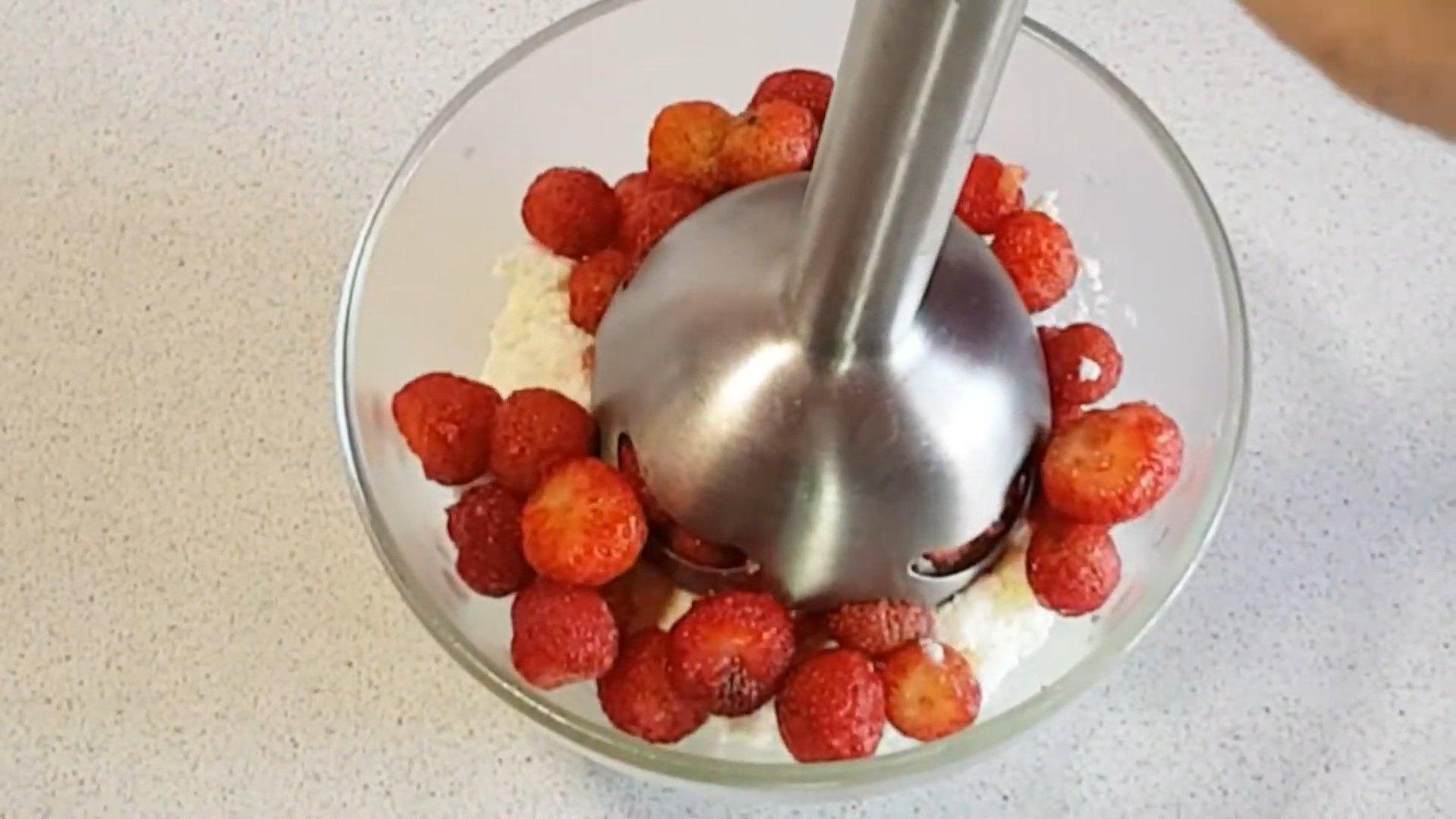 وصفة - كريمة التوت "بلومبير" - الخطوة 3-1