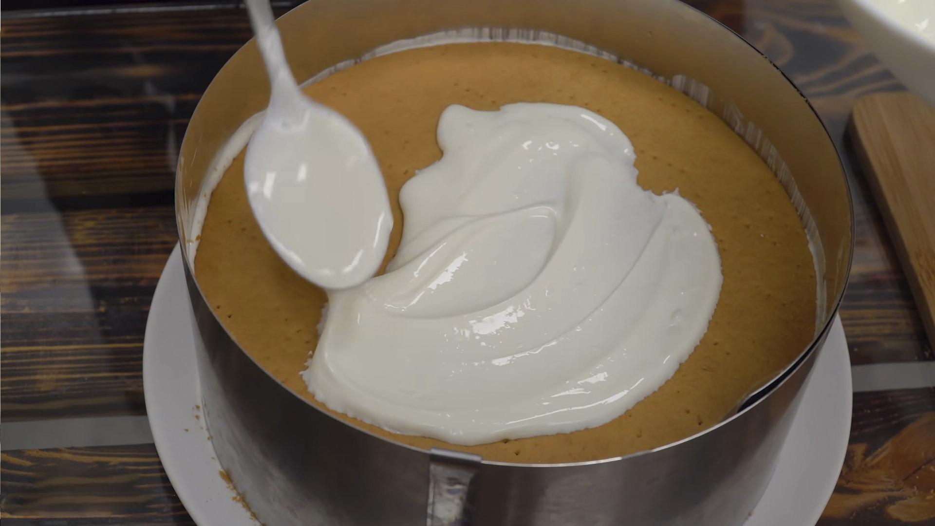 Rezept – Köstliche Sauerrahm für „Medovik“ – Schritt 6