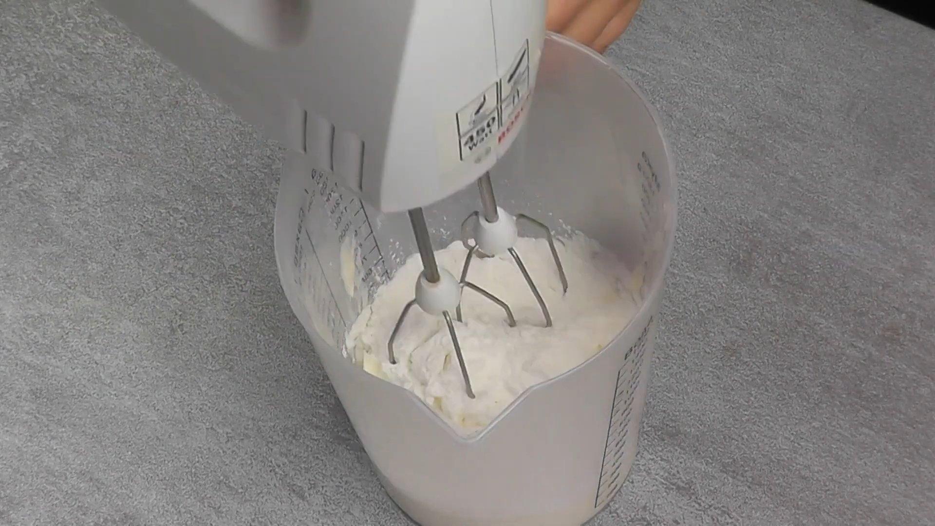 Opskrift - Lemon Curd Frosting til Cupcakes og Muffins - Trin 4