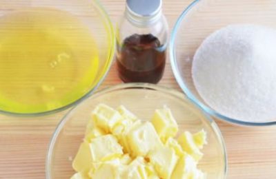 كريمة أنبوبية من عجينة الباف باستري - صورة