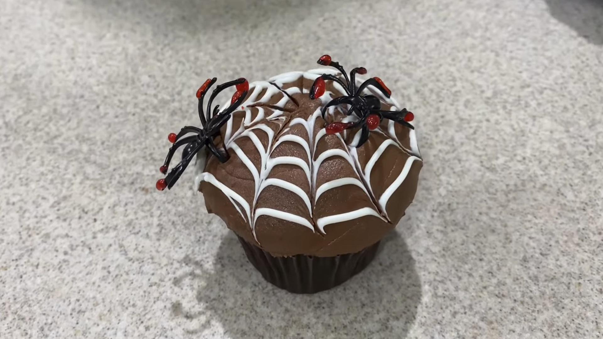 أفكار - كيفية تزيين كب كيك الهالوين - الصورة رقم 17