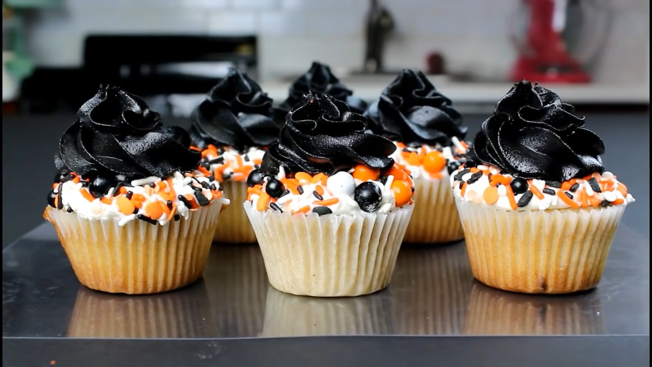 أفكار لتزيين كب كيك الهالوين - الصورة رقم 29