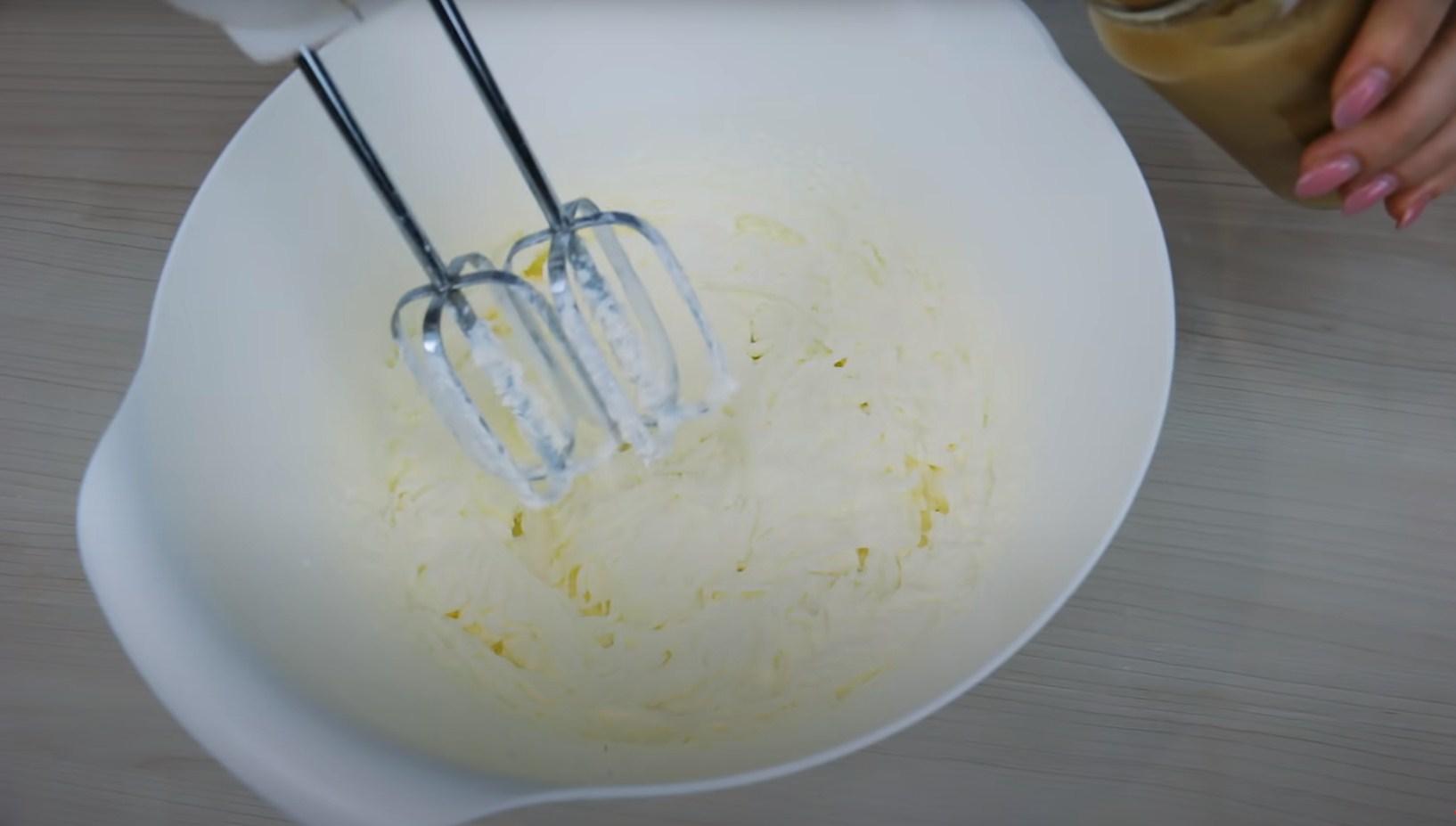 وصفة - كريمة الزبدة اللذيذة بشكل مذهل - الخطوة 4