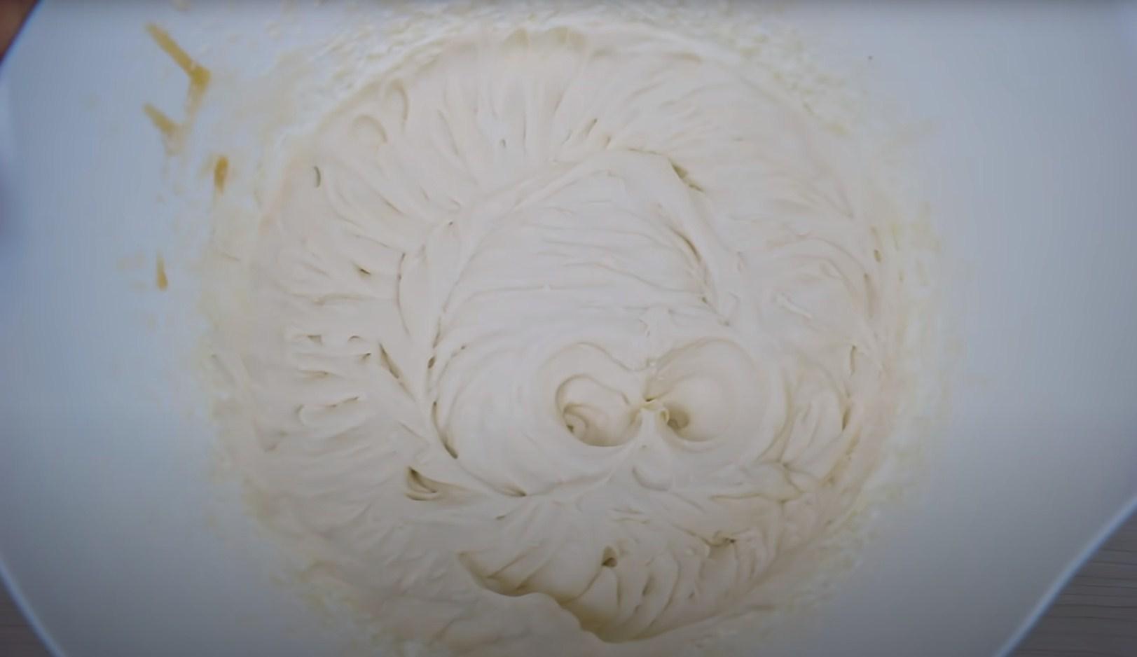 وصفة - كريمة الزبدة اللذيذة بشكل مذهل - الخطوة 6