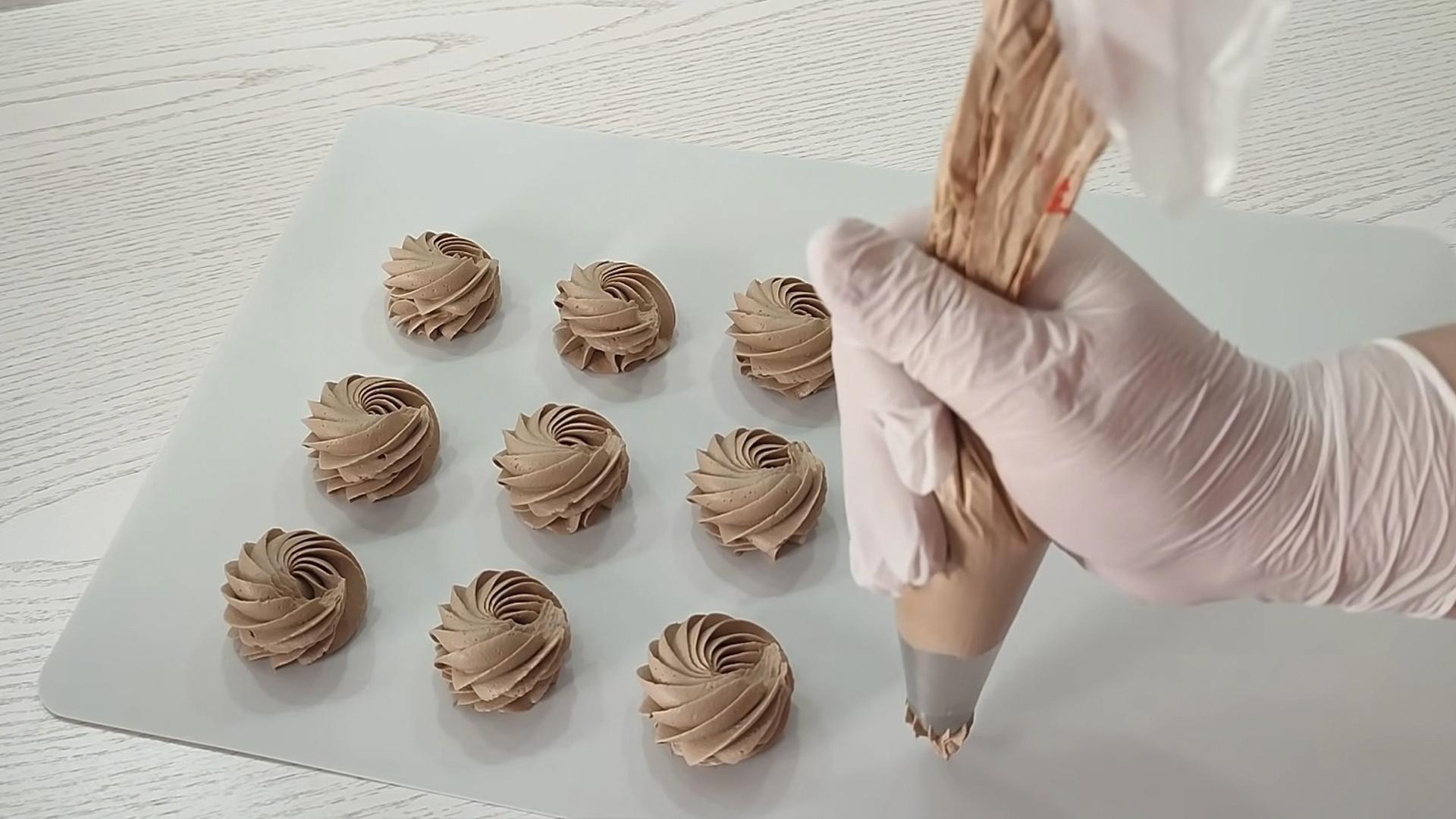 وصفة - كريمة ماسكاربوني بالشوكولاتة - الخطوة 6