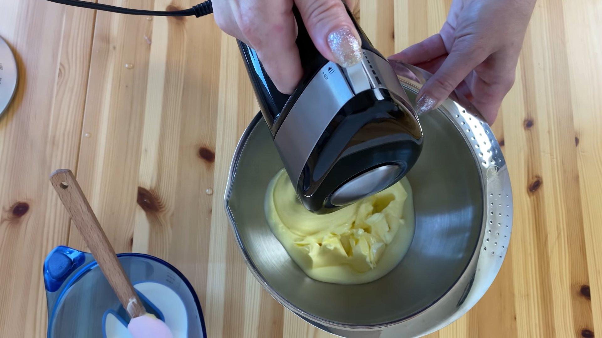 وصفة - كريمة لذيذة من الحليب المكثف والزبدة - الخطوة 10