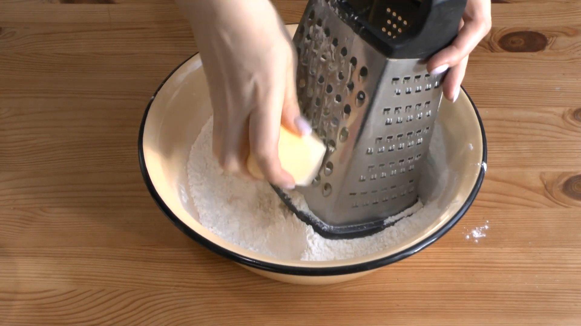 Recepta - Pastís de poma i carbassa al forn - Pas 2