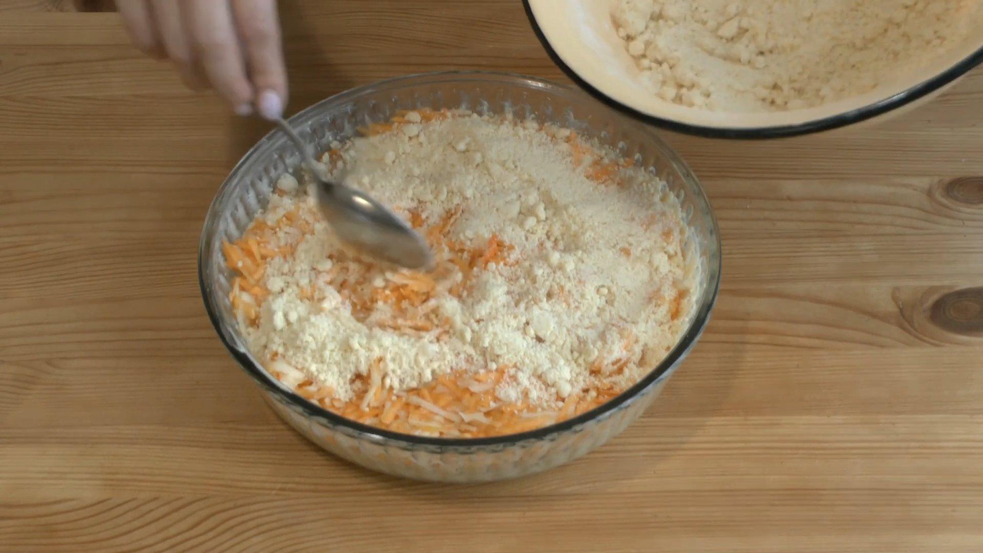 Recepta - Pastís de carbassa i poma al forn - Pas 7