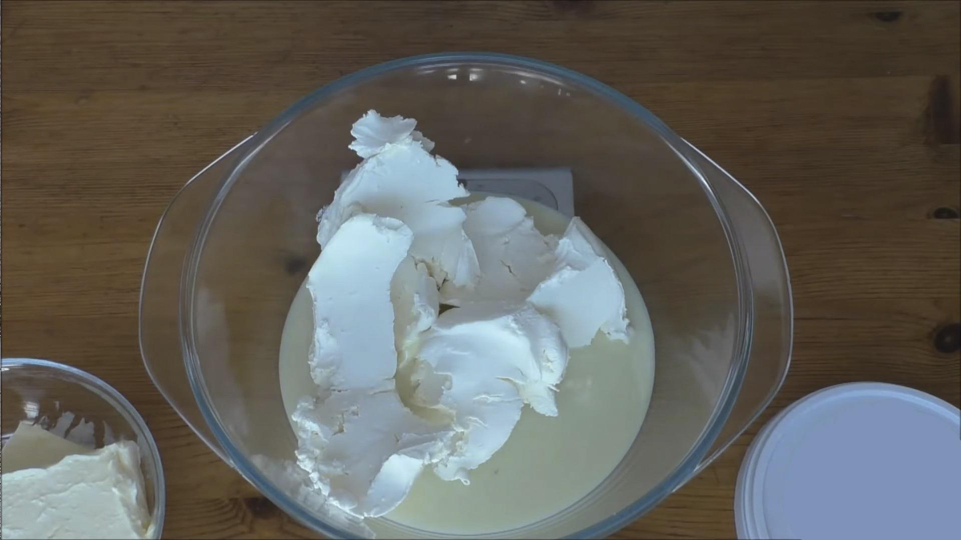 وصفة كريمة الماسكاربوني للكيك بدون كريمة - الخطوة 1