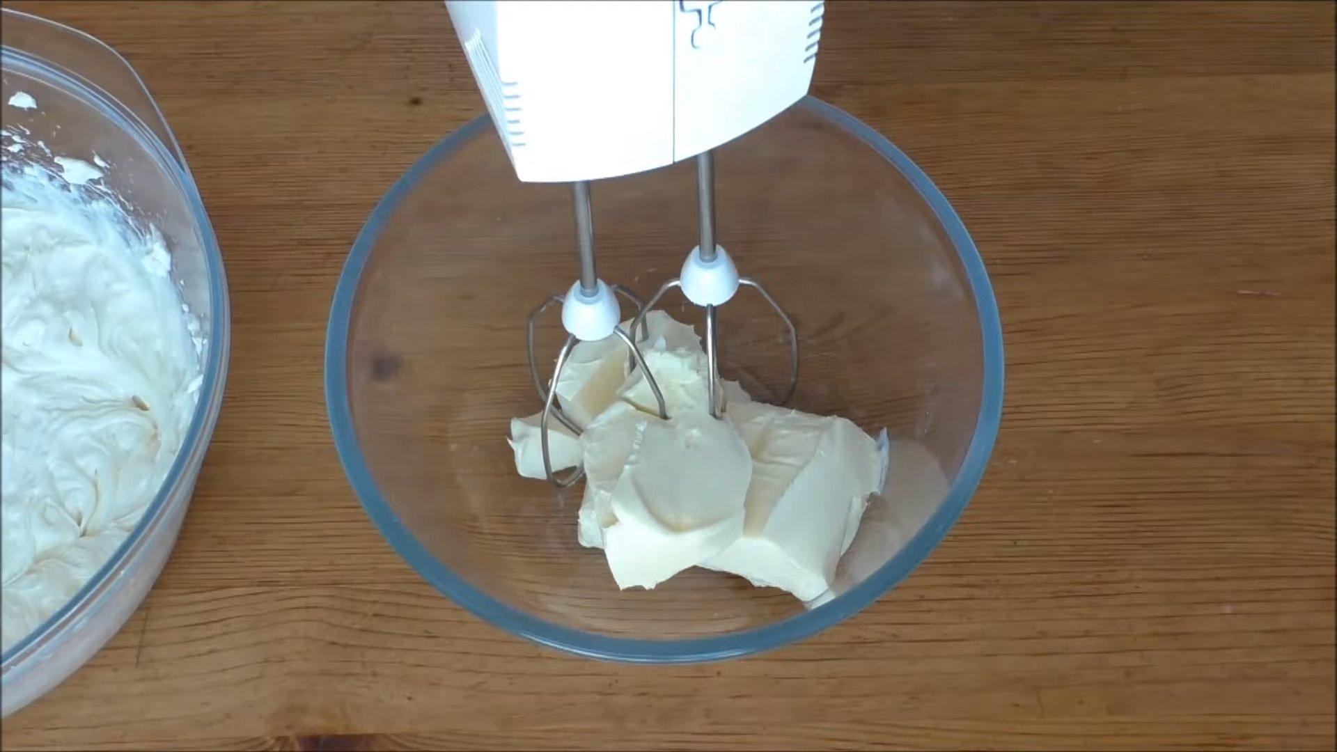 وصفة كريمة الماسكاربوني للكيك بدون كريمة - الخطوة 3-1