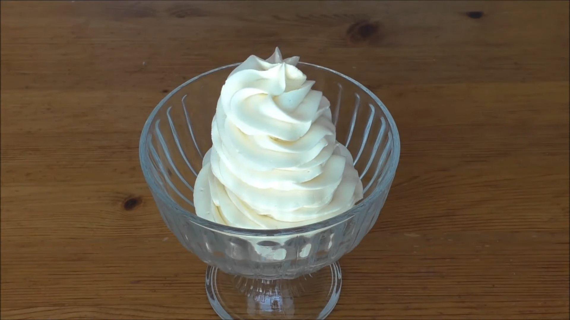 وصفة كريمة الماسكاربوني للكيك بدون كريمة - الخطوة 6