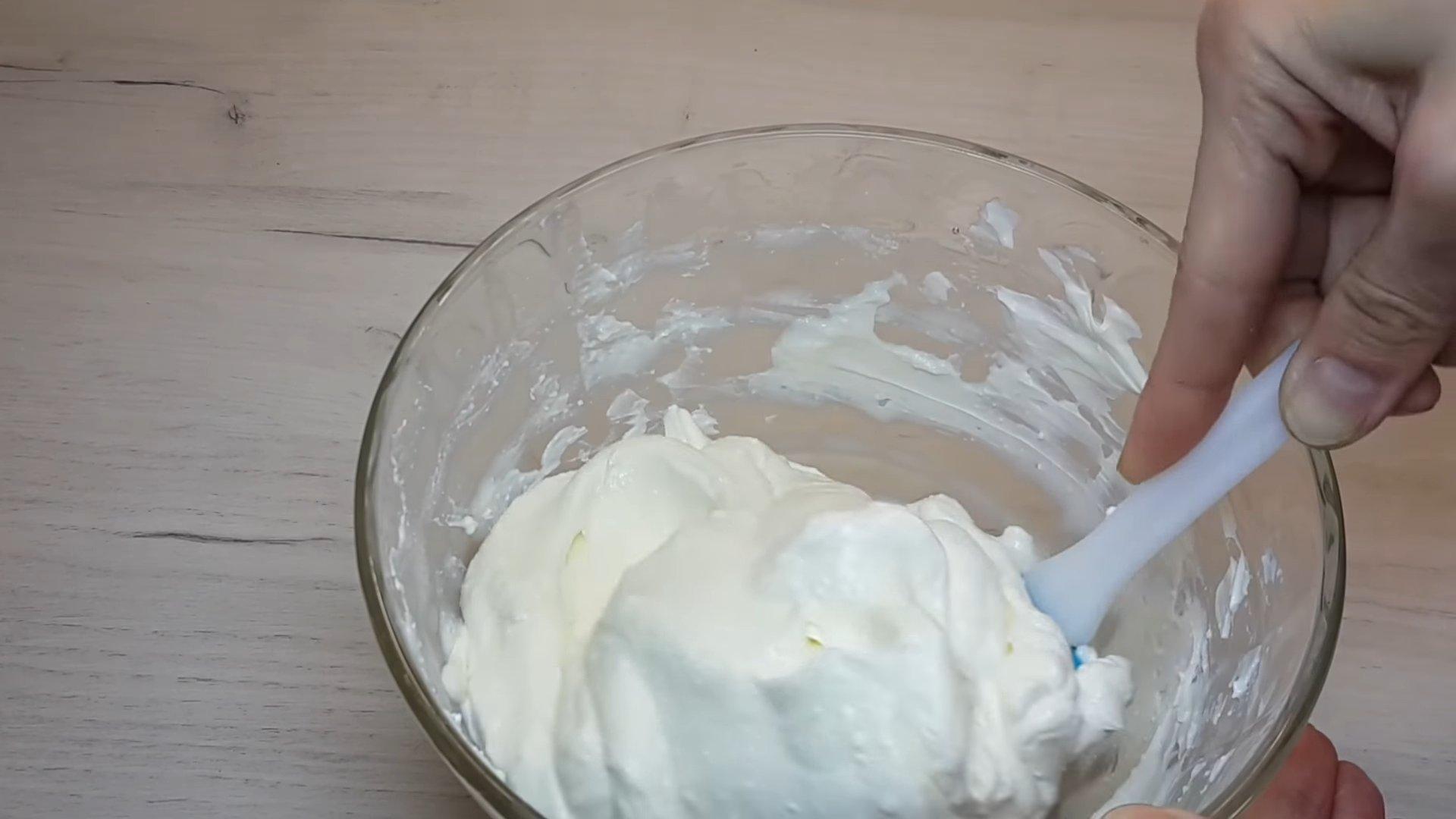 Recepta - Deliciós formatge cottage i crema agra - Pas 6