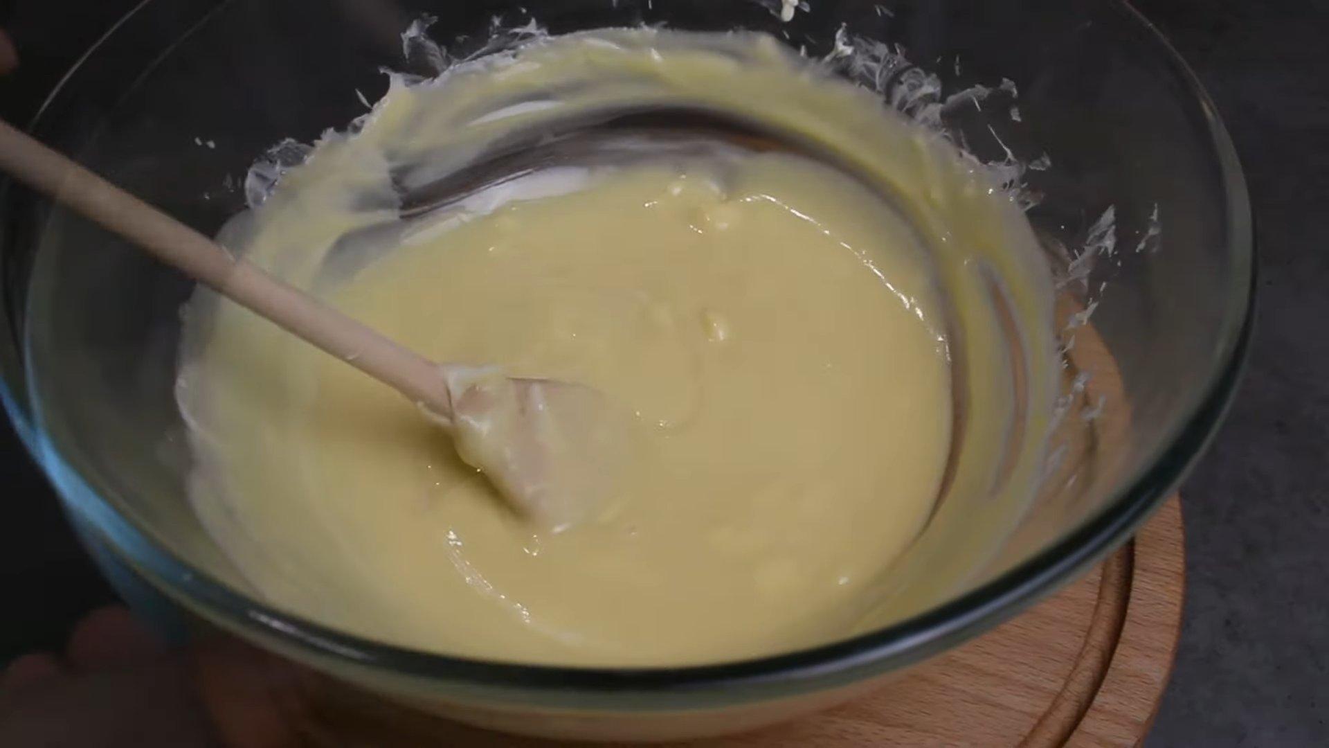 وصفة - تزيين الكيك بغاناش بتأثير الخرسانة - الخطوة 5