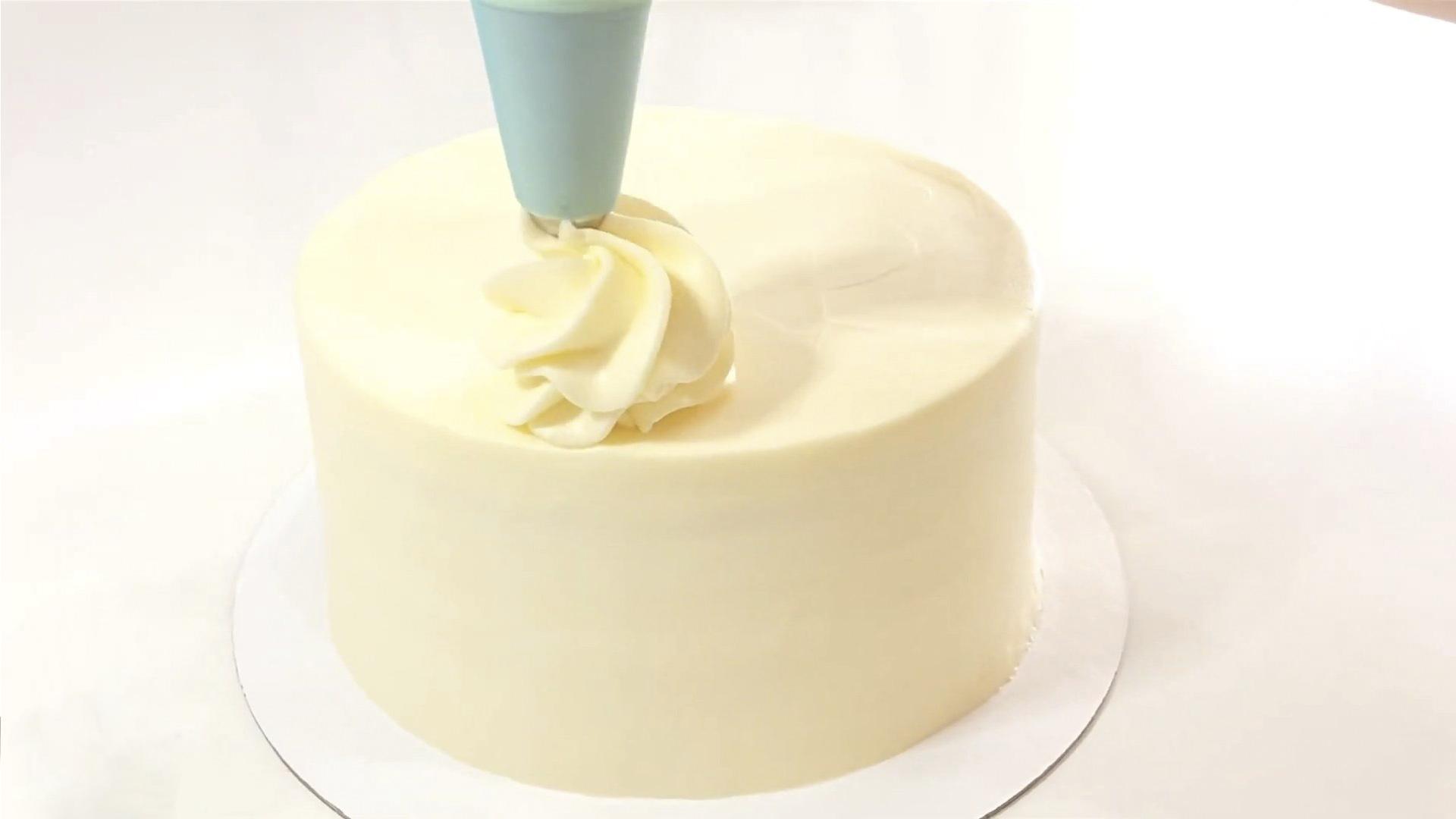 وصفة - كريمة الجبن لتزيين الكيك - الخطوة 6
