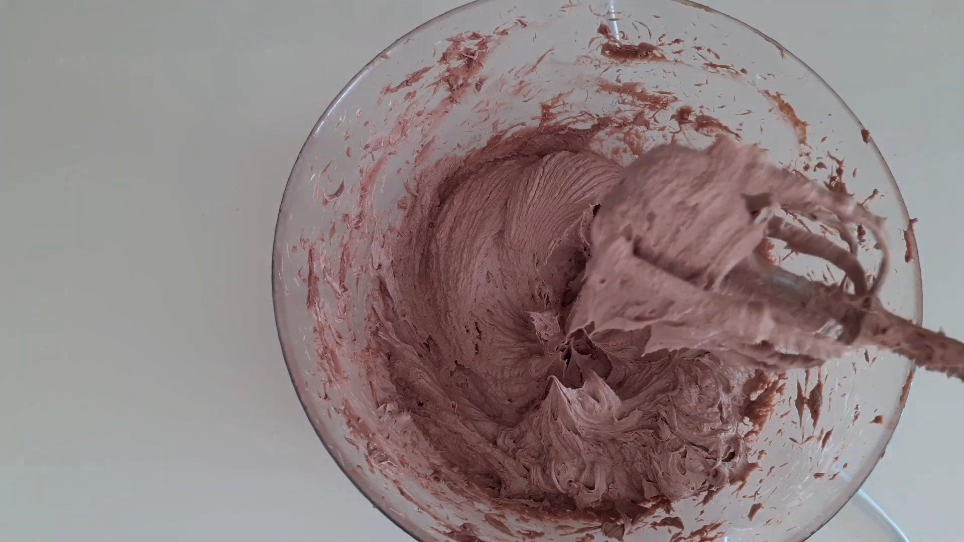 وصفة - كريمة الجبن بالشوكولاتة - الخطوة 6