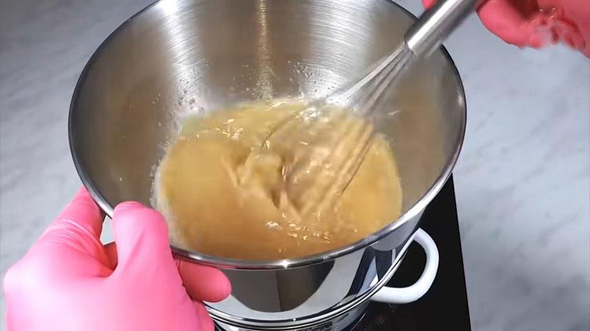 وصفة - كيكة إسفنجية جينواز بدون فصل البيض - الخطوة 3