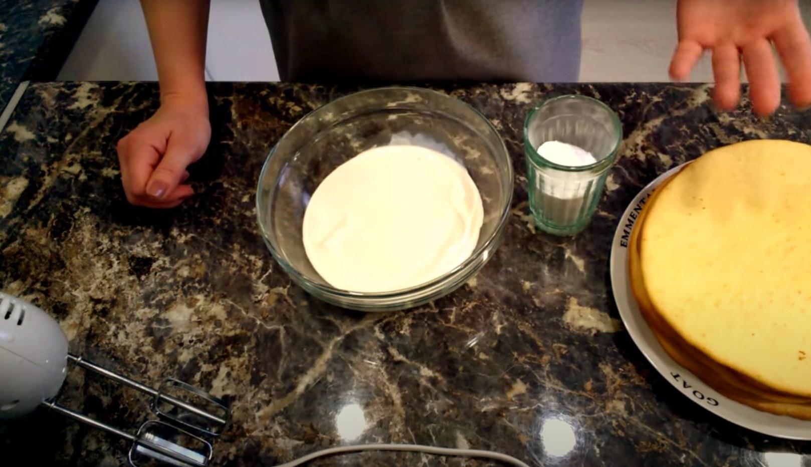 وصفة - كريمة حامضة لذيذة ورقيقة - الخطوة 1