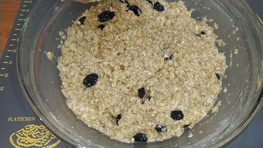 Recepta - Delicioses galetes de civada i panses que es fonen a la boca - Pas 3